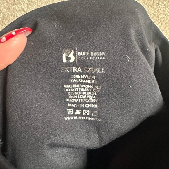 BuffBunny Black Leggings - Picture 4 of 4